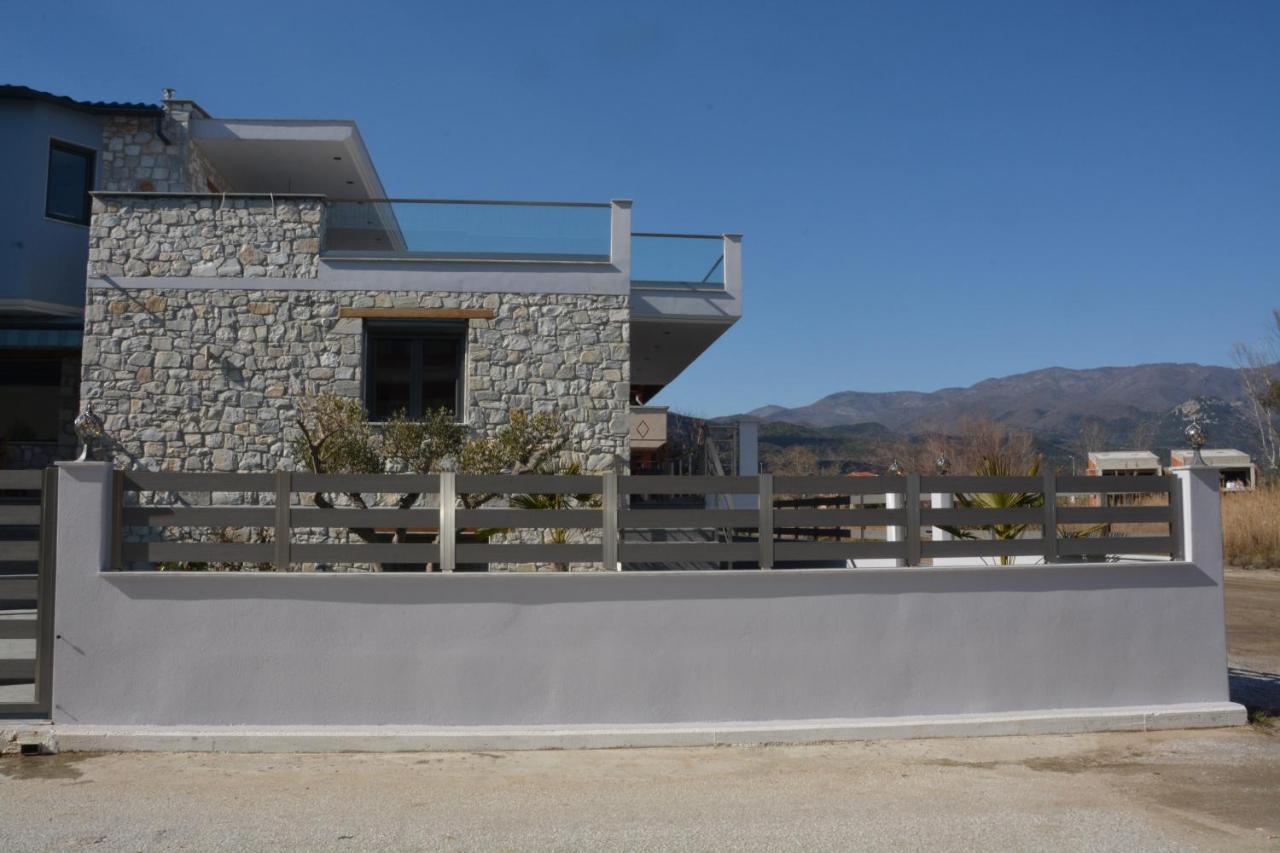 Pegasus Sea View Luxury Apartments Vrasná Dış mekan fotoğraf